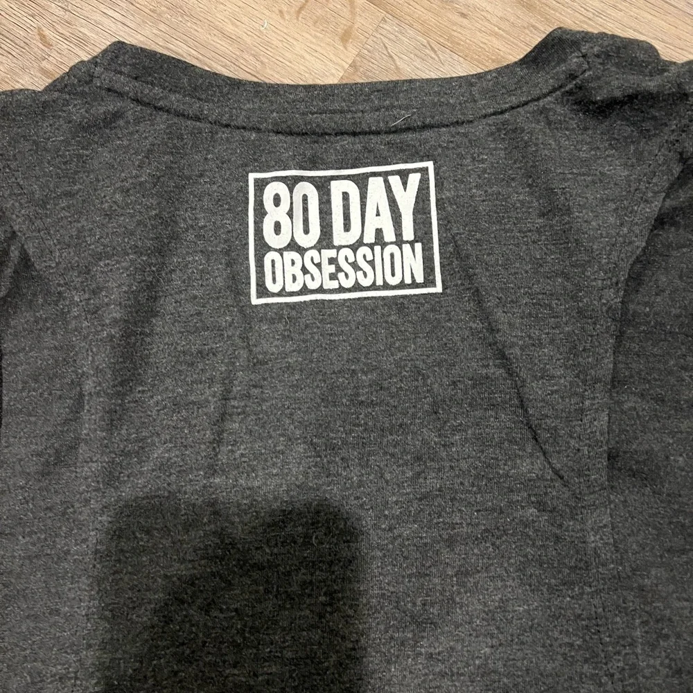 Beachbody Charcoal pineapple pineapple V-Neck Top - Picture 4 of 5